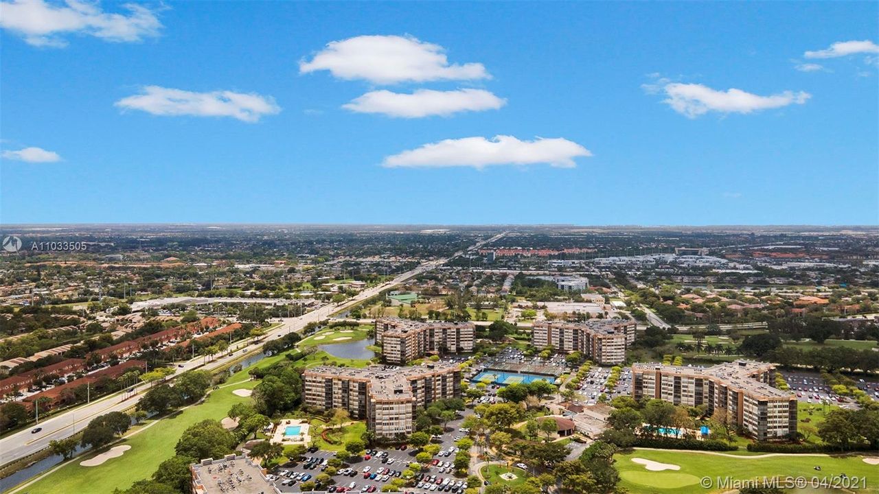 Vendido Recientemente: $130,000 (2 camas, 2 baños, 1120 Pies cuadrados)