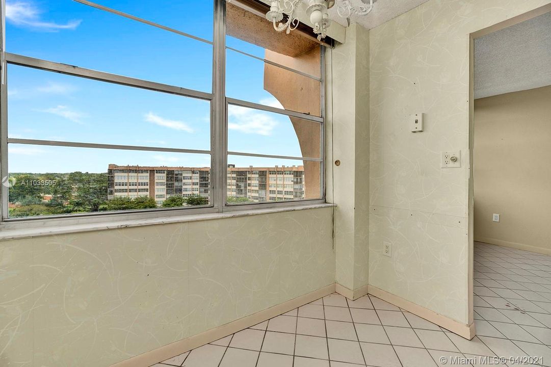 Vendido Recientemente: $130,000 (2 camas, 2 baños, 1120 Pies cuadrados)