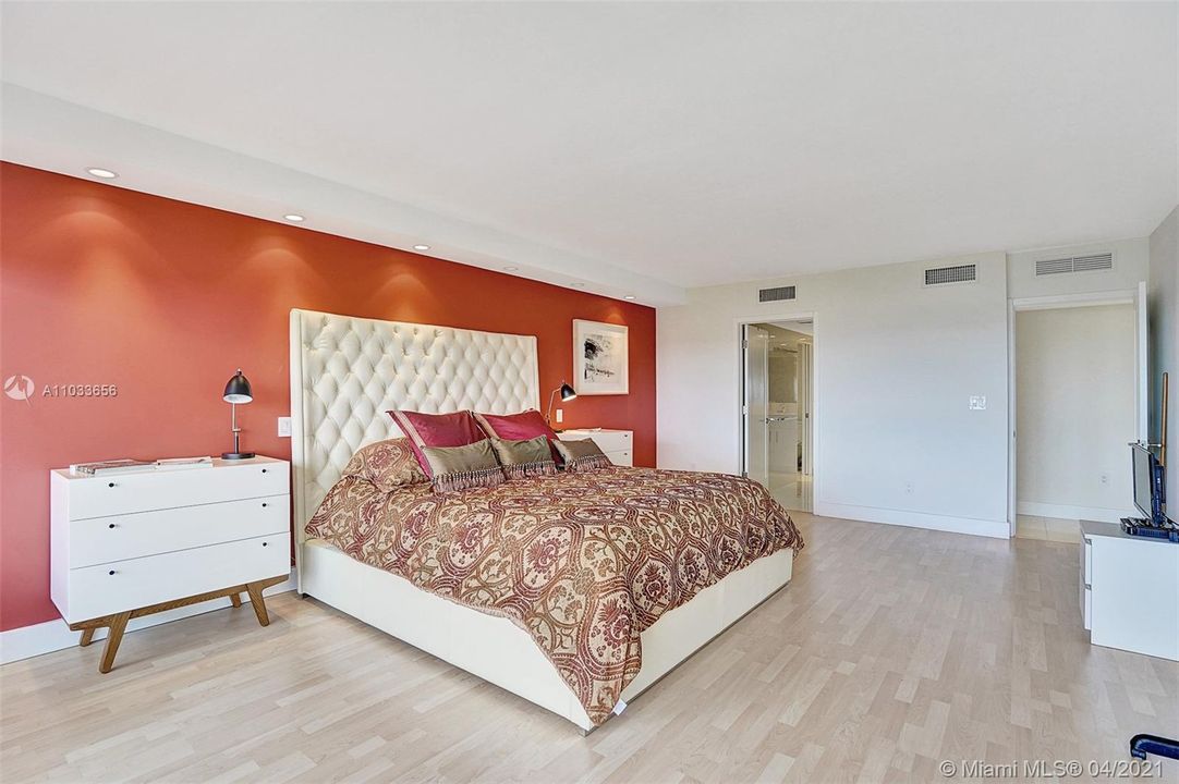 Недавно арендовано: $4,500 (3 спален, 2 ванн, 2215 Квадратных фут)