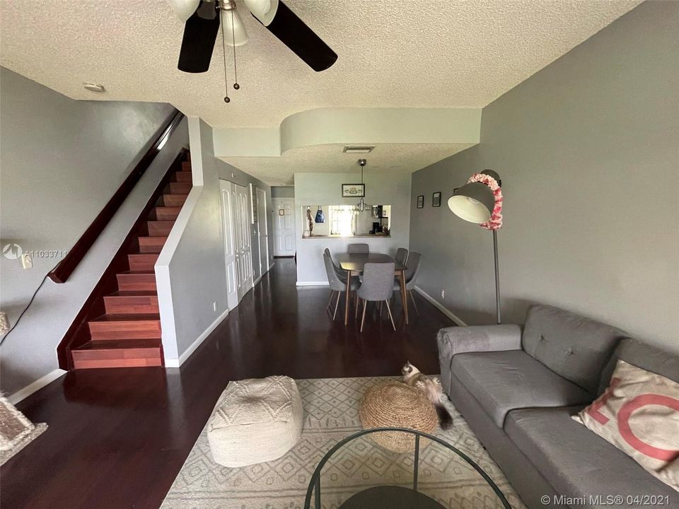 Recently Sold: $269,000 (2 beds, 2 baths, 1110 Square Feet)