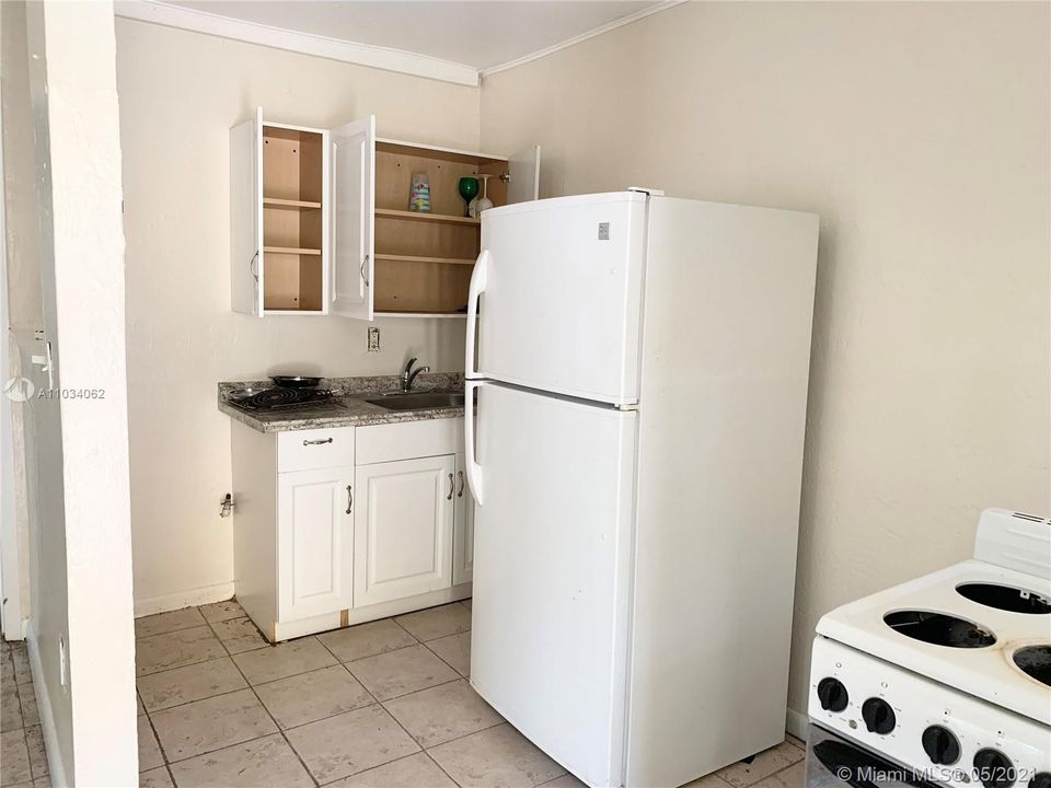 Recently Rented: $1,200 (1 beds, 1 baths, 466 Square Feet)