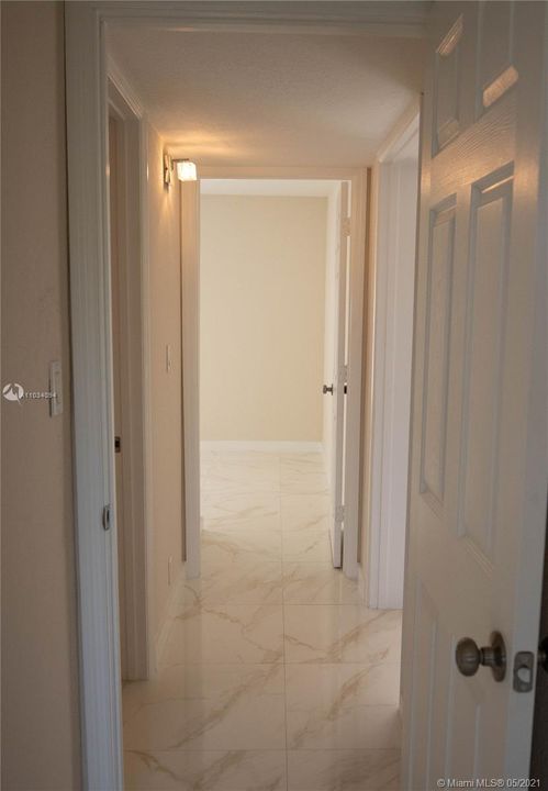 最近售出: $250,000 (3 贝兹, 2 浴室, 1341 平方英尺)