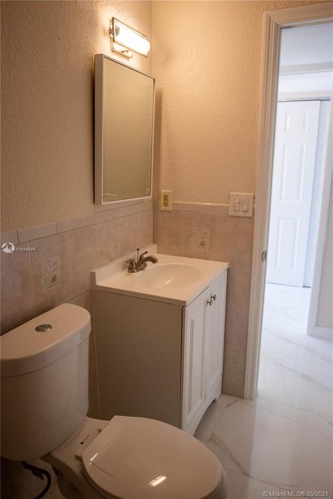 最近售出: $250,000 (3 贝兹, 2 浴室, 1341 平方英尺)