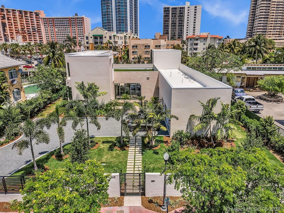 Recently Sold: $11,900,000 (8 beds, 7 baths, 0 Square Feet)