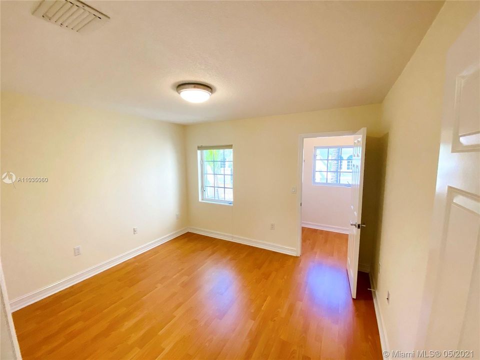 Recently Rented: $5,190 (4 beds, 3 baths, 2482 Square Feet)