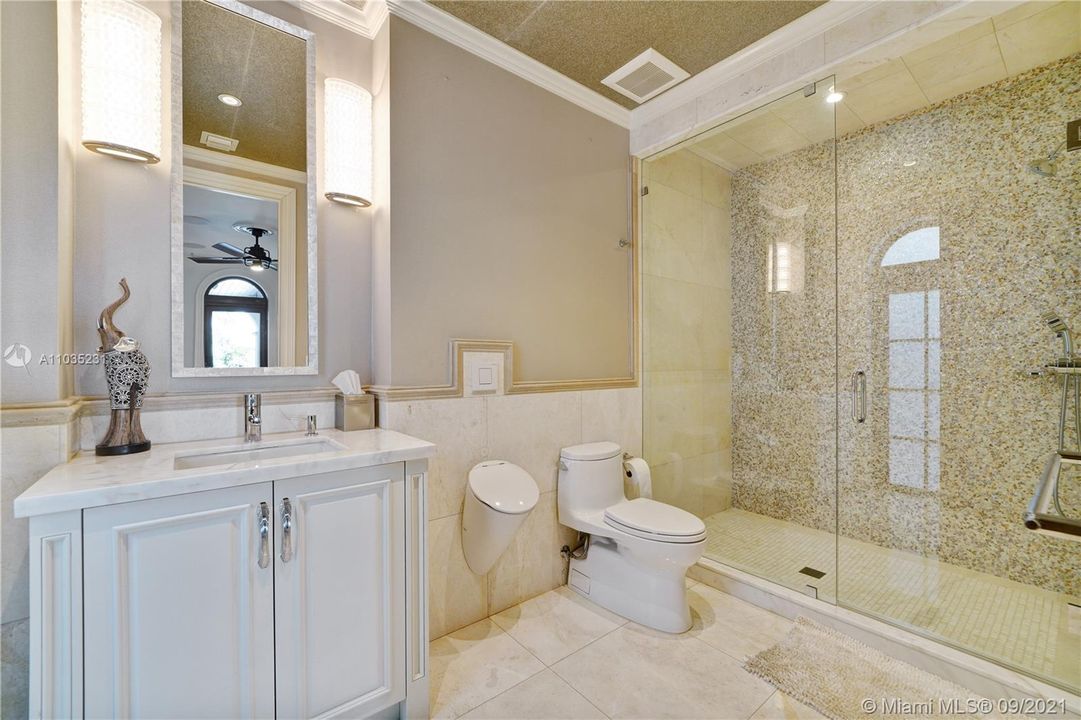 Недавно арендовано: $130,000 (7 спален, 8 ванн, 6461 Квадратных фут)