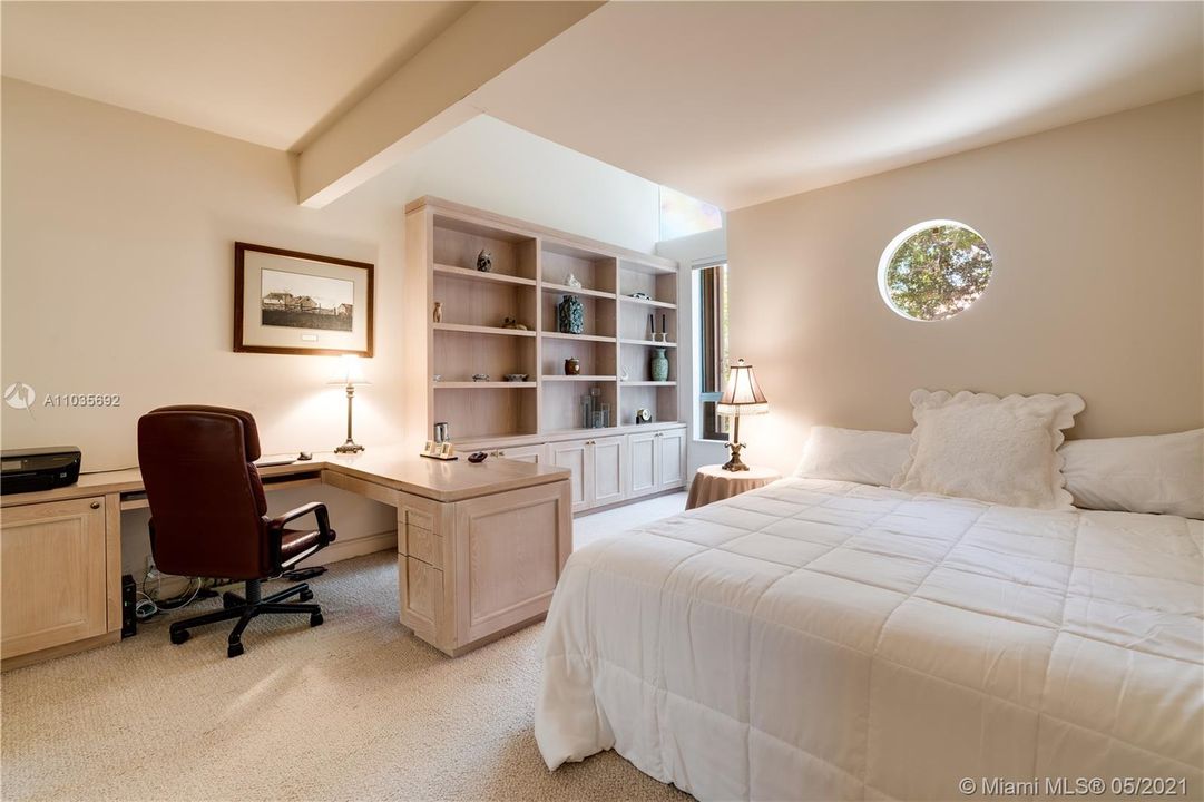 Guest suite with built-ins