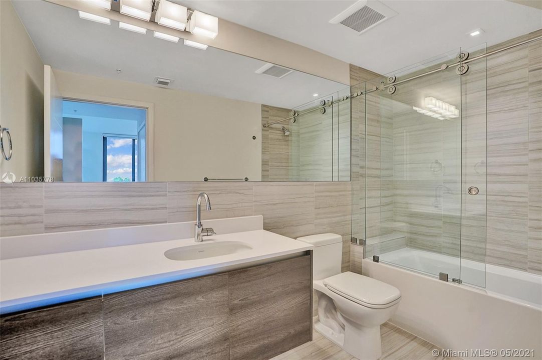 Недавно арендовано: $5,900 (3 спален, 2 ванн, 1432 Квадратных фут)
