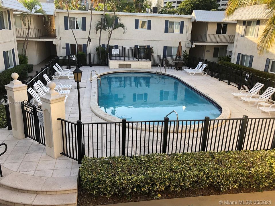 Recently Sold: $169,500 (1 beds, 1 baths, 578 Square Feet)