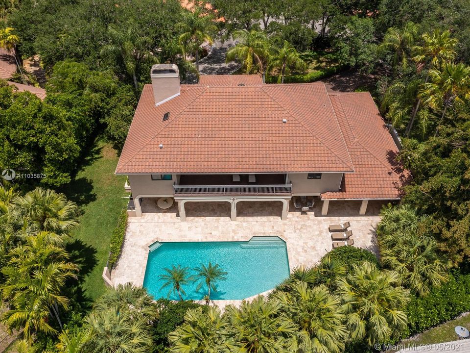Recently Sold: $1,200,000 (5 beds, 4 baths, 4735 Square Feet)