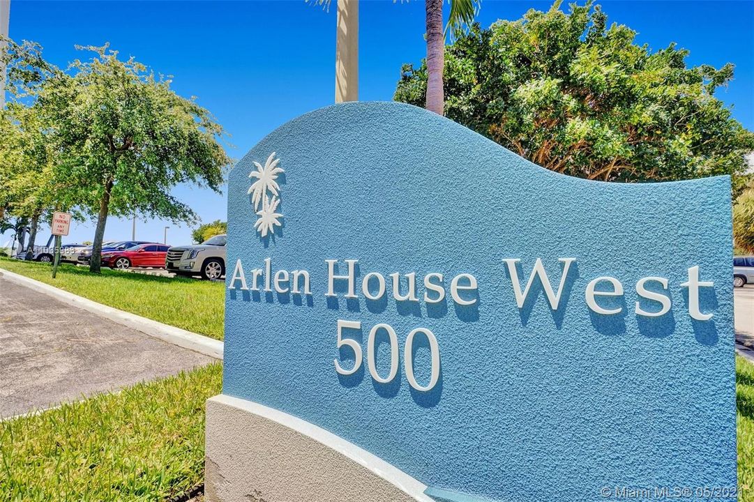 Recently Sold: $449,000 (2 beds, 2 baths, 1120 Square Feet)