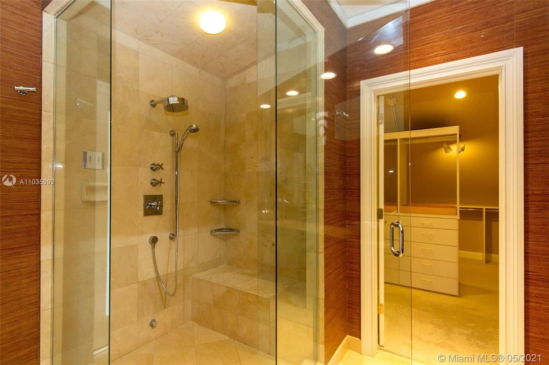 最近租的: $10,500 (3 贝兹, 3 浴室, 3310 平方英尺)