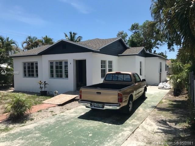 Vendido Recientemente: $629,000 (3 camas, 2 baños, 1814 Pies cuadrados)