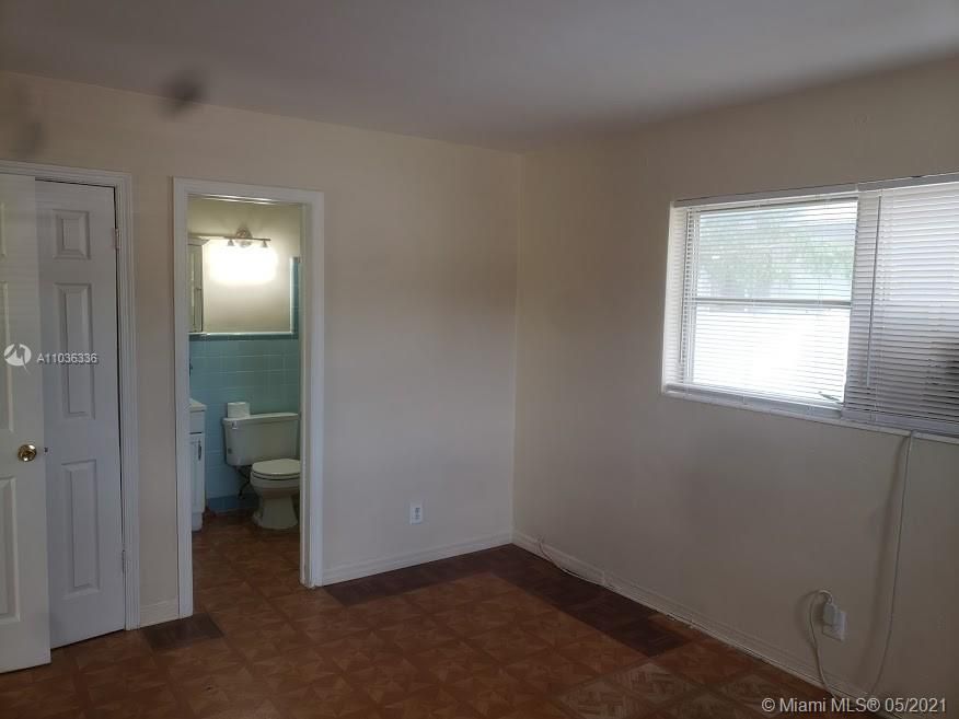 Recently Rented: $1,050 (1 beds, 1 baths, 640 Square Feet)