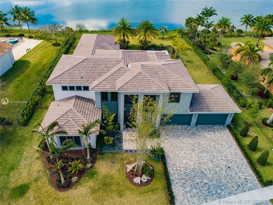 Recently Sold: $4,200,000 (6 beds, 7 baths, 0 Square Feet)