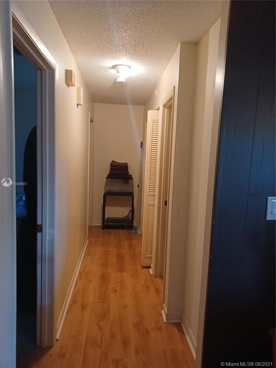 Недавно продано: $145,000 (3 спален, 2 ванн, 1092 Квадратных фут)