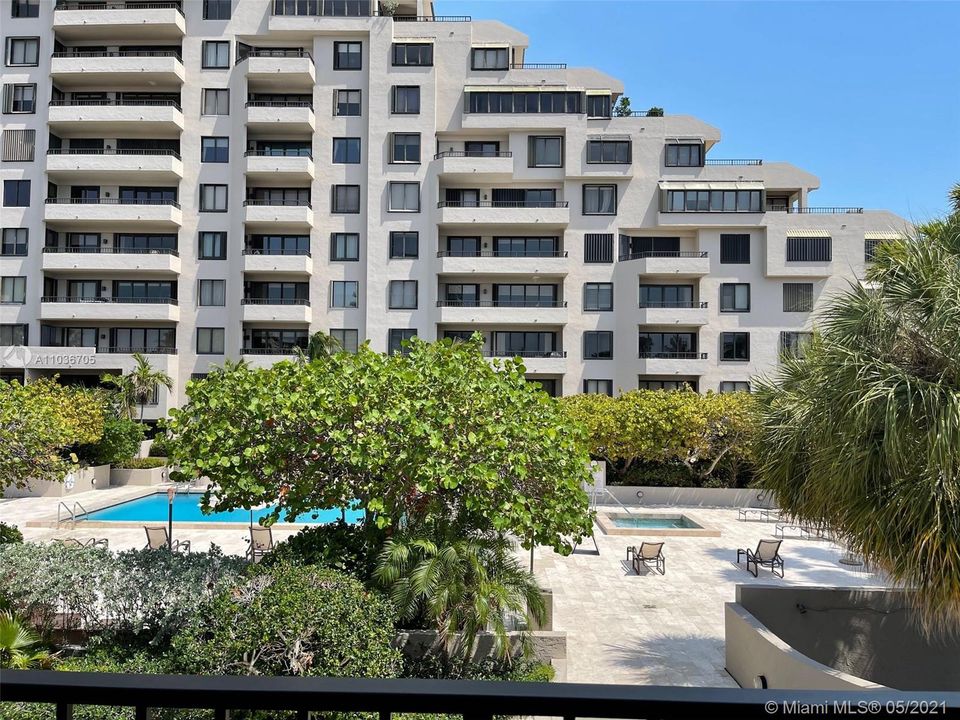 Master Bedroom Balcony with Tidemark pool view
