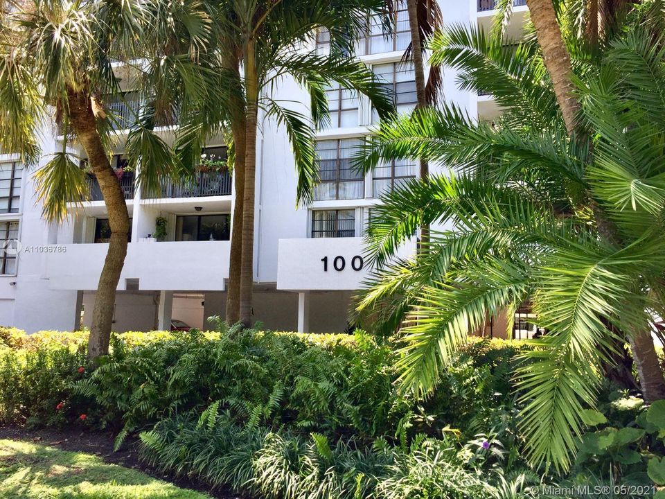 Recently Sold: $520,000 (2 beds, 2 baths, 0 Square Feet)