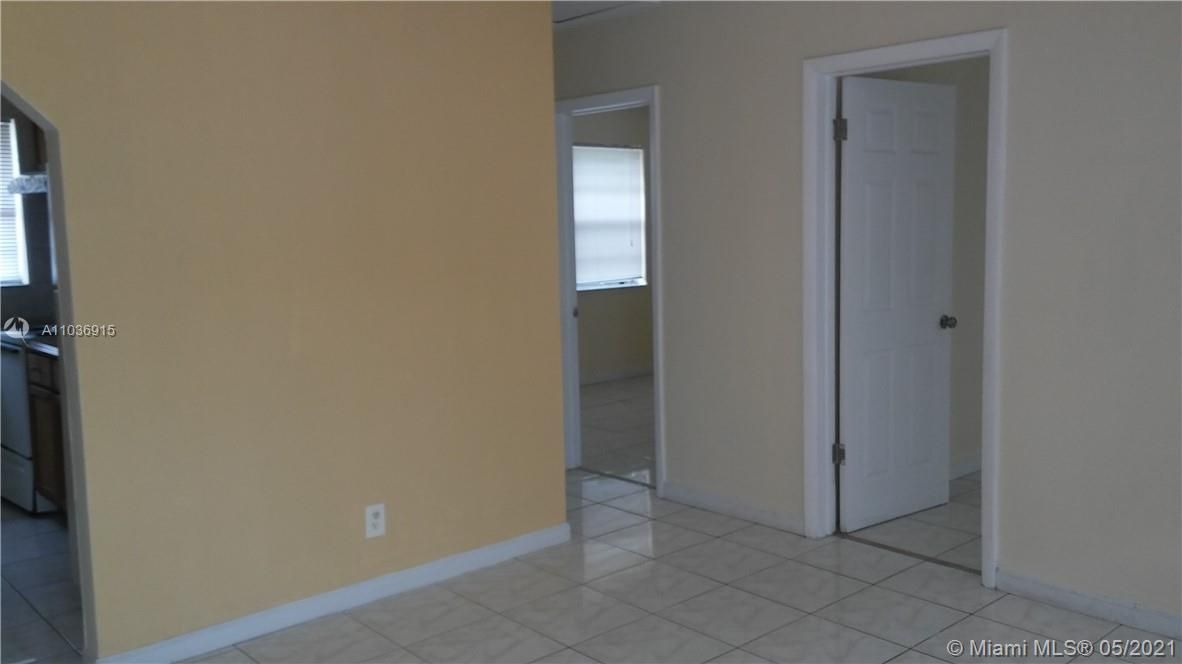 Recently Rented: $1,200 (2 beds, 1 baths, 2006 Square Feet)