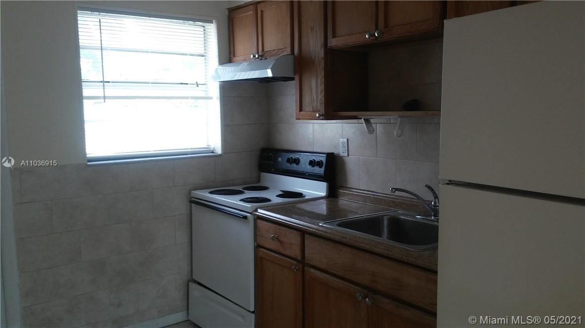 Recently Rented: $1,200 (2 beds, 1 baths, 2006 Square Feet)