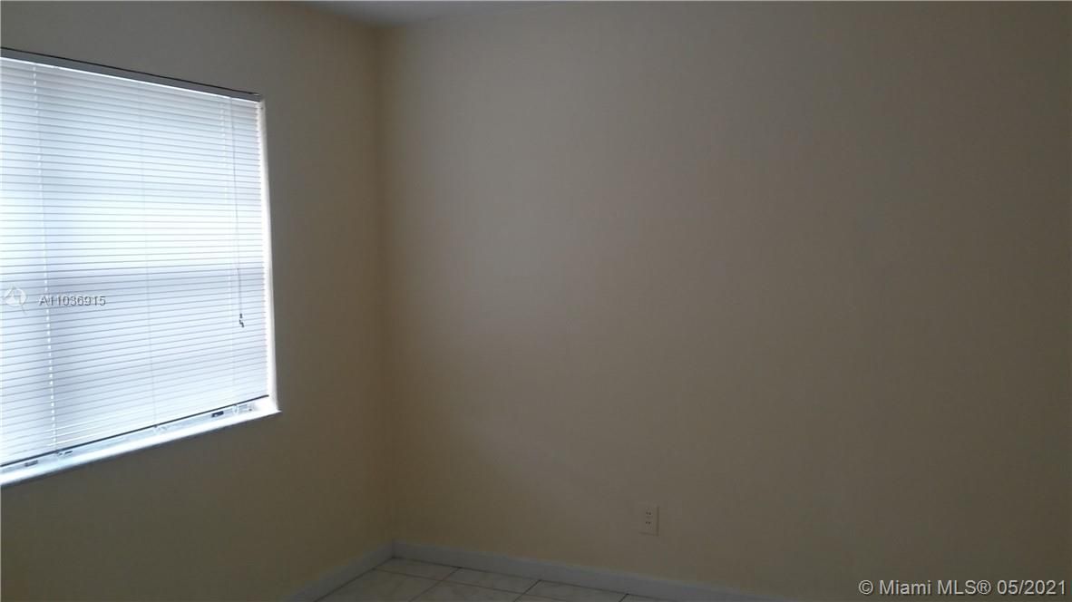 Recently Rented: $1,200 (2 beds, 1 baths, 2006 Square Feet)