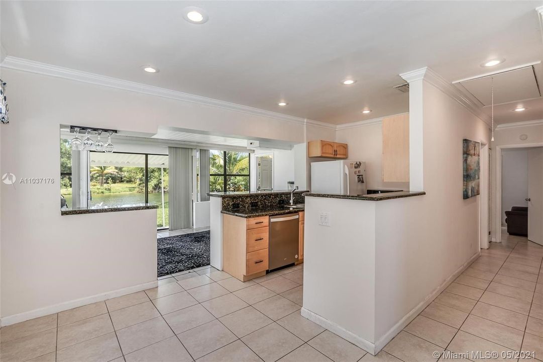 OPEN kitchen/family room to Lake
