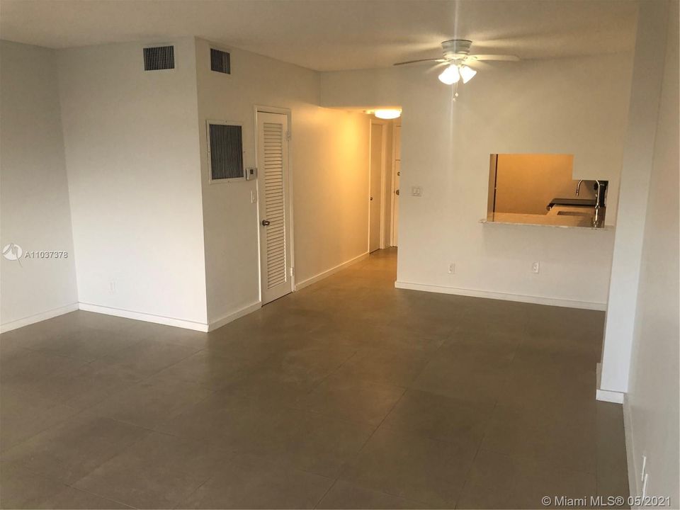 Recently Sold: $135,000 (0 beds, 1 baths, 531 Square Feet)