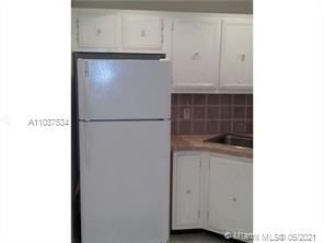 Recently Rented: $1,100 (1 beds, 1 baths, 760 Square Feet)