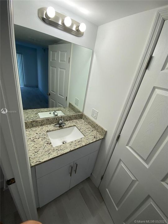 Недавно арендовано: $1,700 (2 спален, 2 ванн, 0 Квадратных фут)