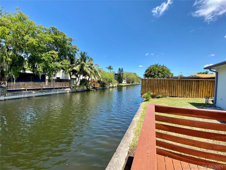 Recently Sold: $440,000 (3 beds, 2 baths, 1444 Square Feet)