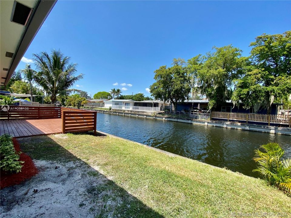 Recently Sold: $440,000 (3 beds, 2 baths, 1444 Square Feet)