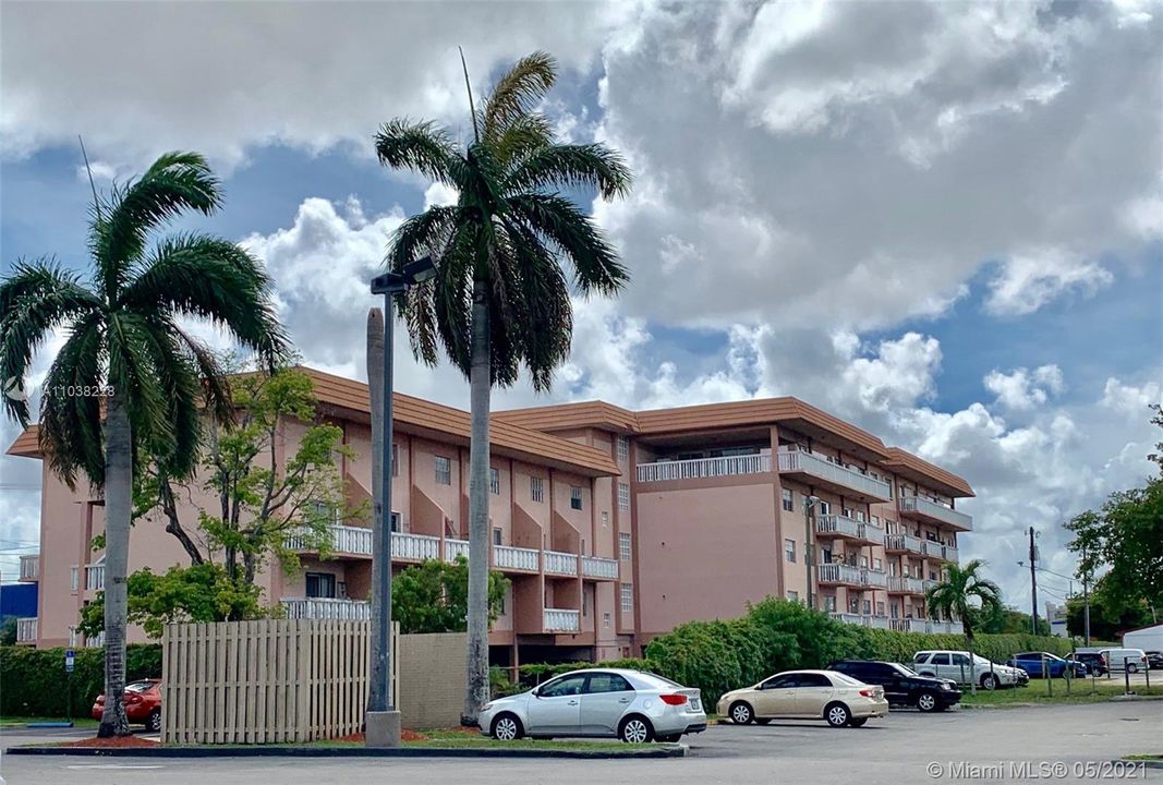 Недавно арендовано: $1,400 (1 спален, 1 ванн, 756 Квадратных фут)