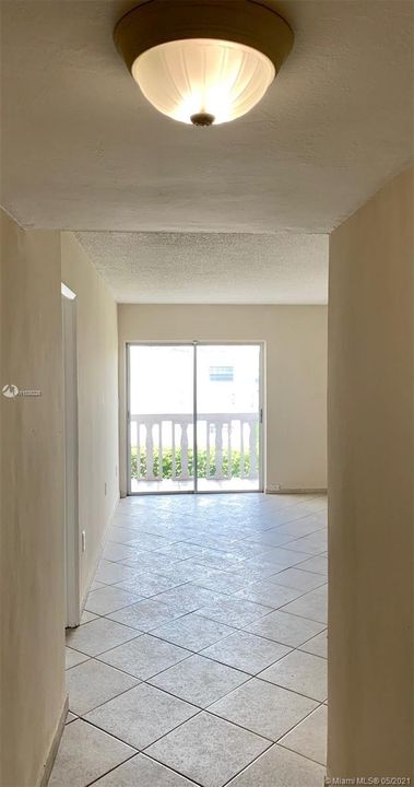 Недавно арендовано: $1,400 (1 спален, 1 ванн, 756 Квадратных фут)