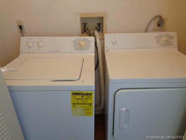 Recently Rented: $1,475 (1 beds, 1 baths, 743 Square Feet)