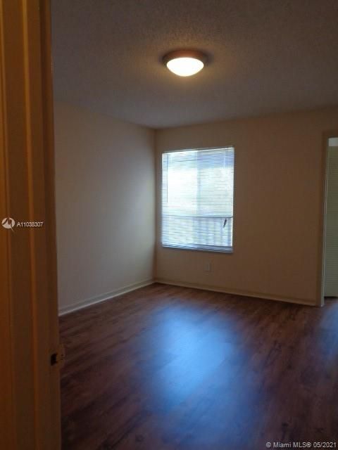 Recently Rented: $1,475 (1 beds, 1 baths, 743 Square Feet)