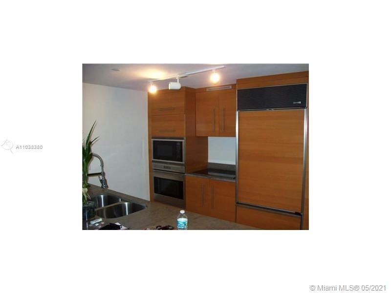 Recently Rented: $2,700 (1 beds, 1 baths, 816 Square Feet)