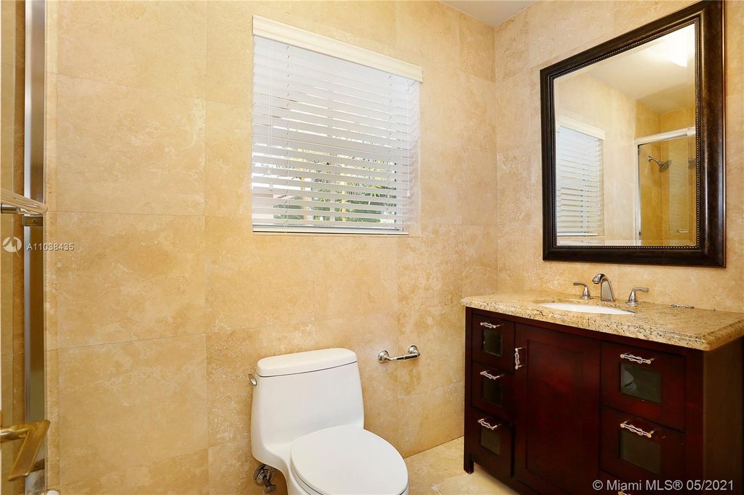 最近租的: $5,300 (3 贝兹, 2 浴室, 1734 平方英尺)