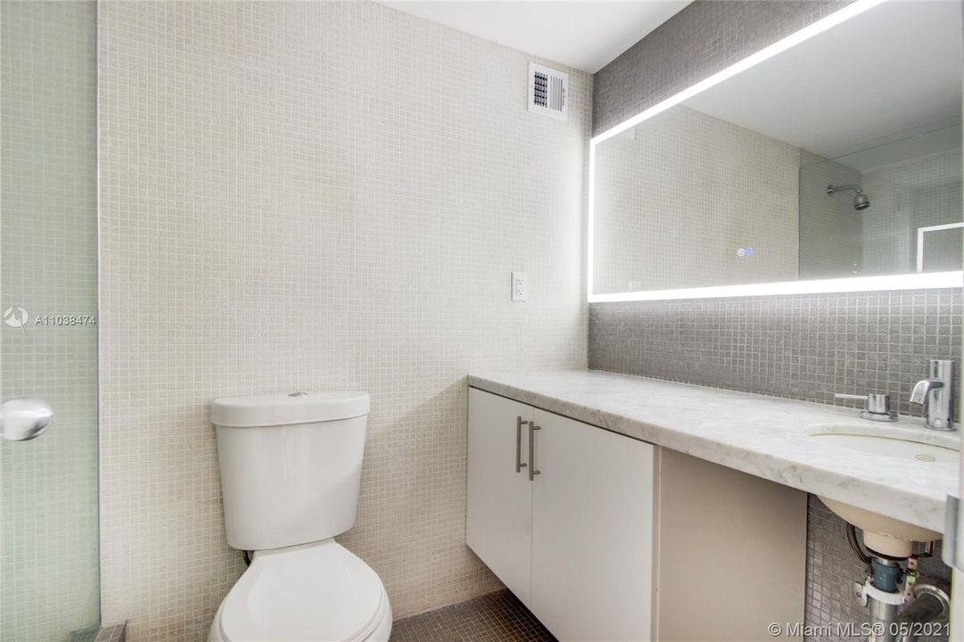 Recently Sold: $300,000 (2 beds, 2 baths, 1356 Square Feet)