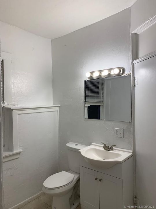 Recently Rented: $1,150 (1 beds, 1 baths, 3000 Square Feet)