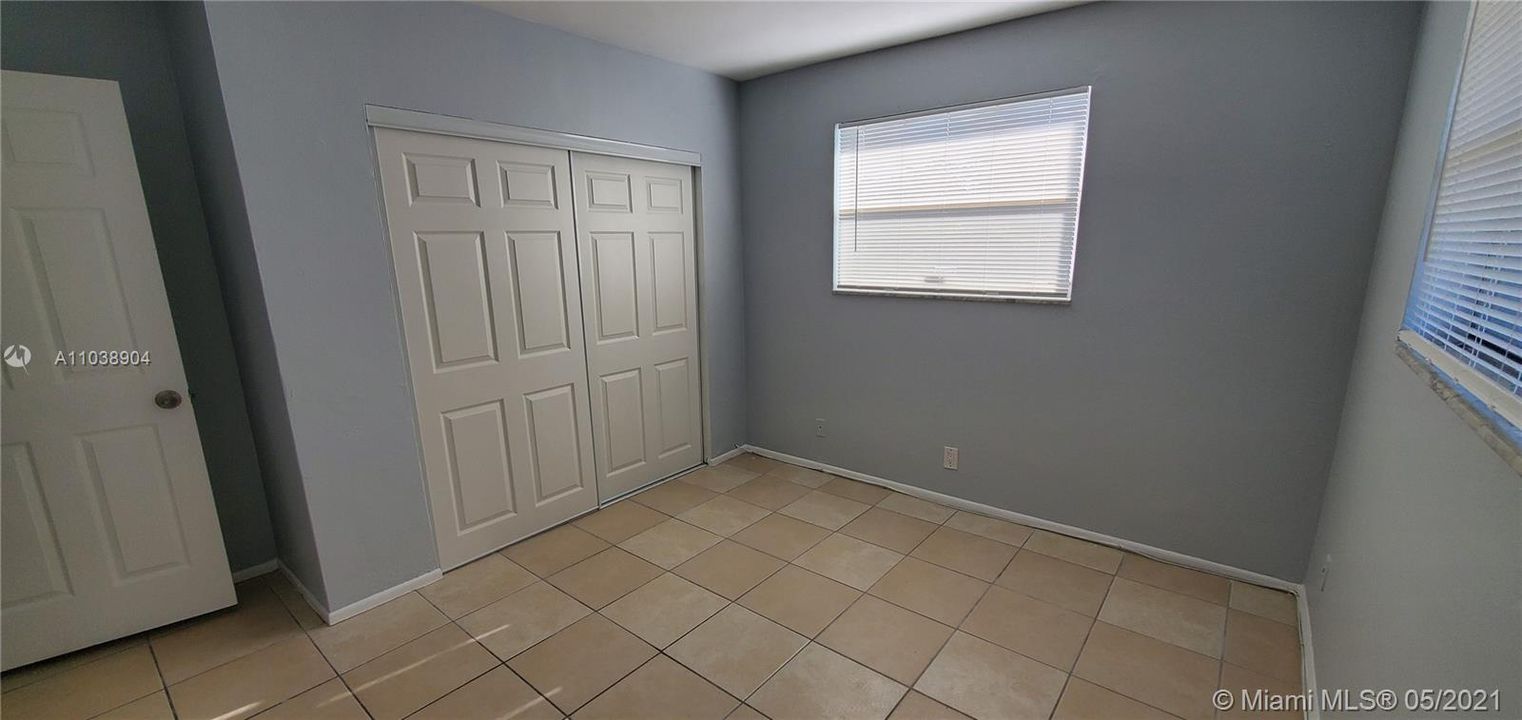 Recently Rented: $1,350 (2 beds, 1 baths, 3315 Square Feet)