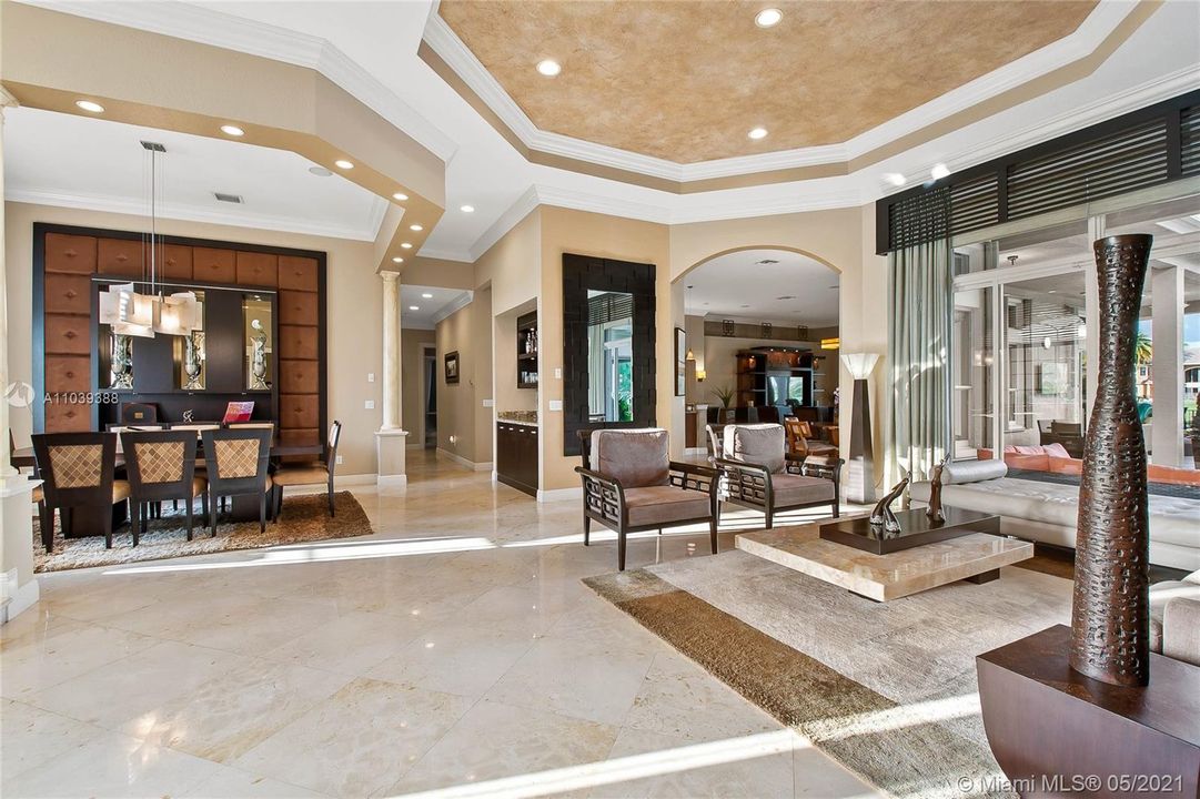 Недавно продано: $1,775,000 (6 спален, 4 ванн, 0 Квадратных фут)