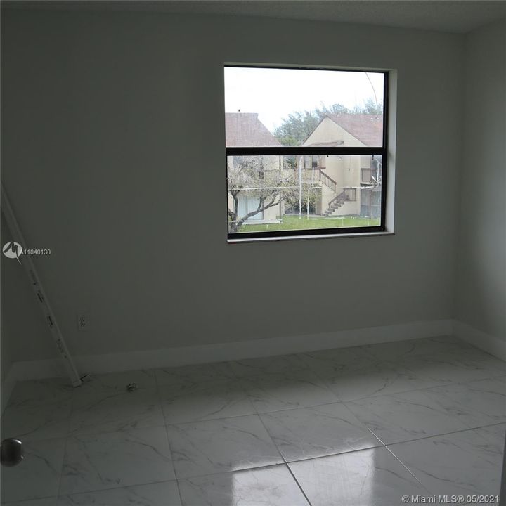 Недавно продано: $160,000 (2 спален, 2 ванн, 816 Квадратных фут)