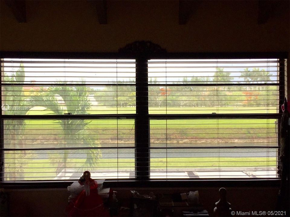 Recientemente alquilado: $2,550 (3 camas, 2 baños, 1600 Pies cuadrados)