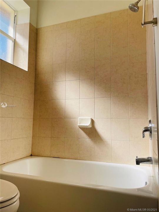 Недавно арендовано: $1,900 (3 спален, 3 ванн, 1459 Квадратных фут)