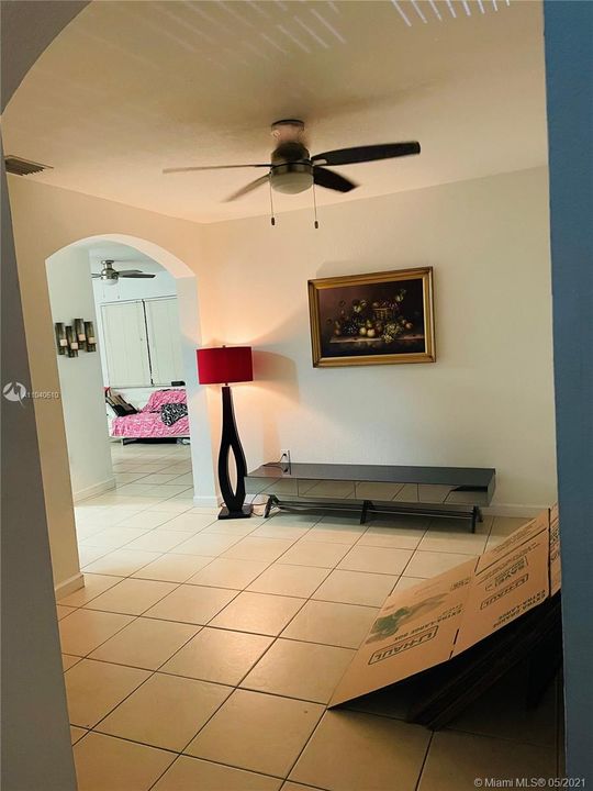 Недавно арендовано: $1,900 (3 спален, 3 ванн, 1459 Квадратных фут)