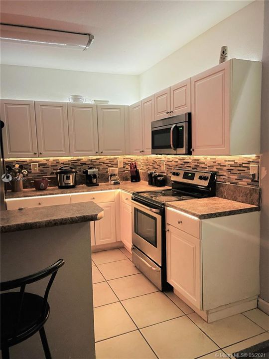 Недавно арендовано: $1,900 (3 спален, 3 ванн, 1459 Квадратных фут)