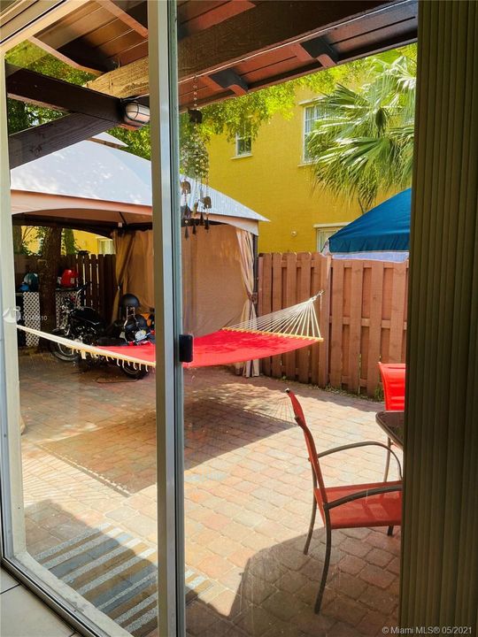 Недавно арендовано: $1,900 (3 спален, 3 ванн, 1459 Квадратных фут)