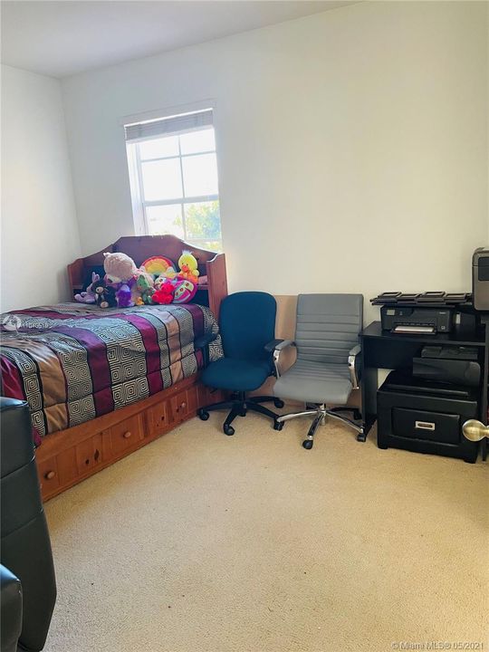 Недавно арендовано: $1,900 (3 спален, 3 ванн, 1459 Квадратных фут)