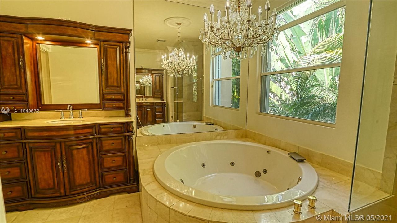 Недавно продано: $900,000 (3 спален, 3 ванн, 2740 Квадратных фут)