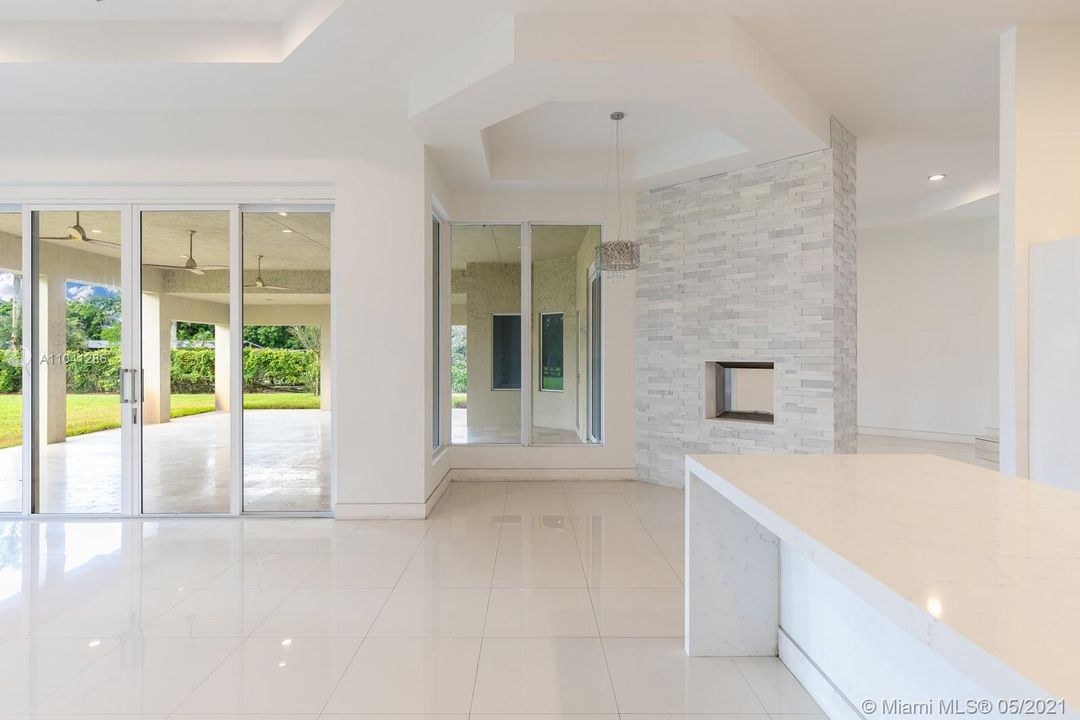 Recently Sold: $1,199,000 (5 beds, 4 baths, 3773 Square Feet)